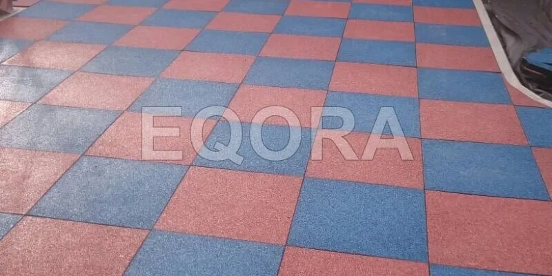 Резиновое покрытие из крошки для автосервисов в Наро-Фоминске