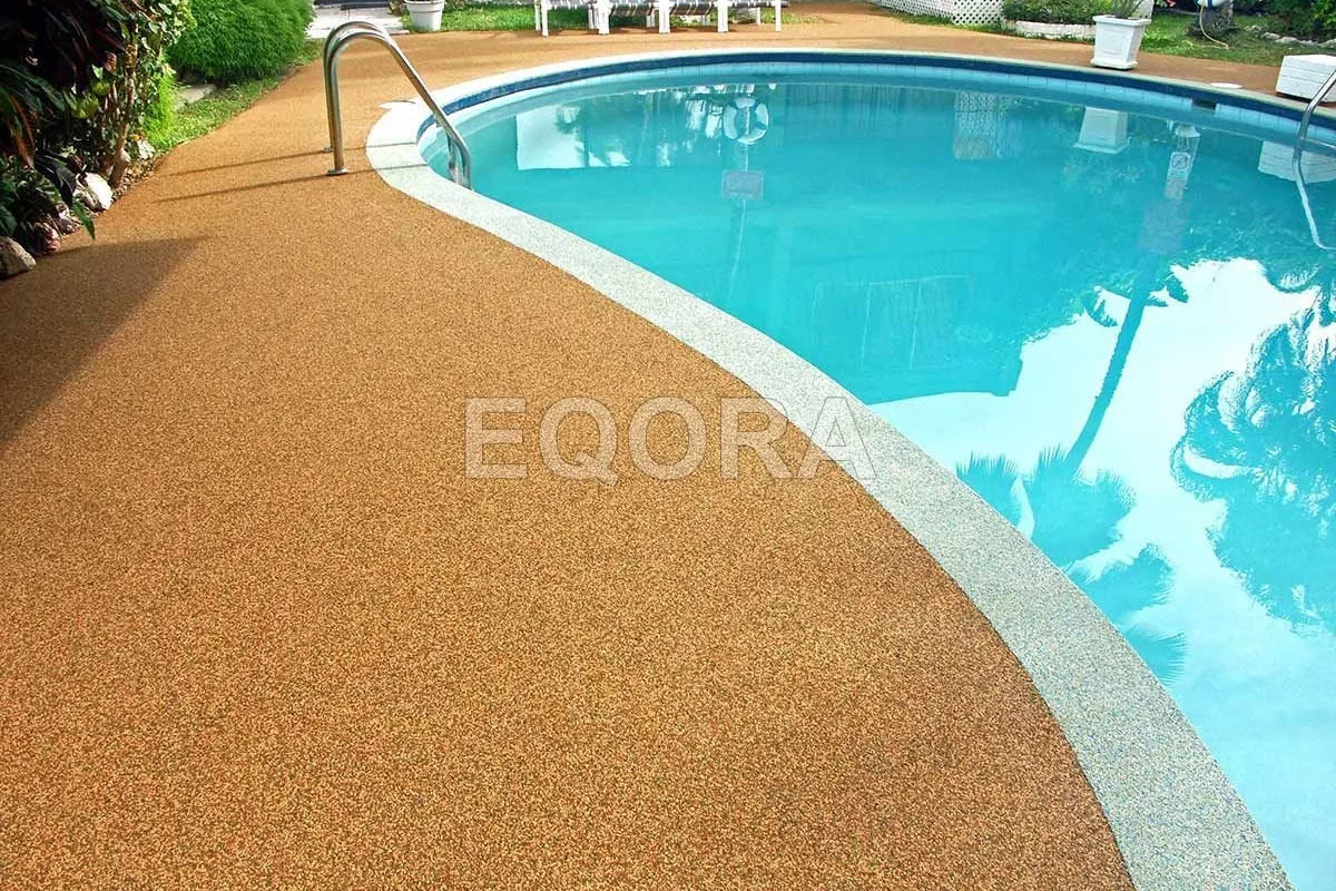 Покрытия для бассейнов из резиновой крошки в Наро-Фоминске