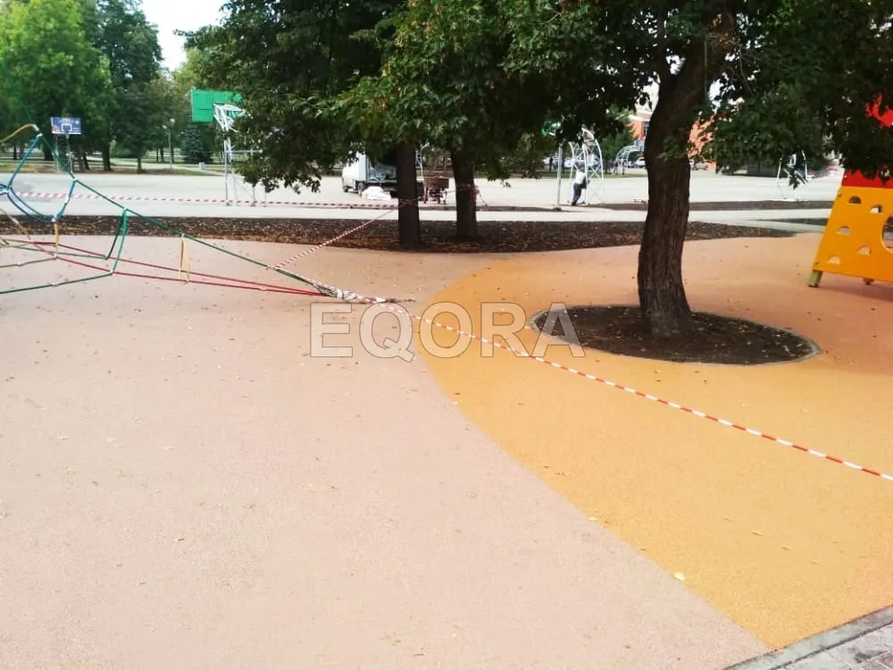 Водопроницаемое покрытие из резиновой крошки в Наро-Фоминске